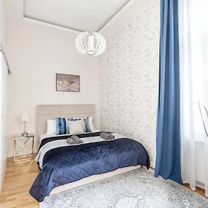 Luxury Quentin 3 Bedrm, 2 Bathrm , Budapesta Ungaria