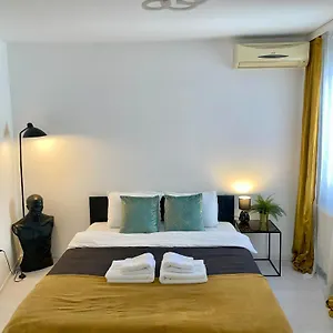 Matt Apartament